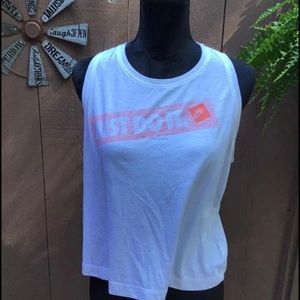 women’s nike tank top